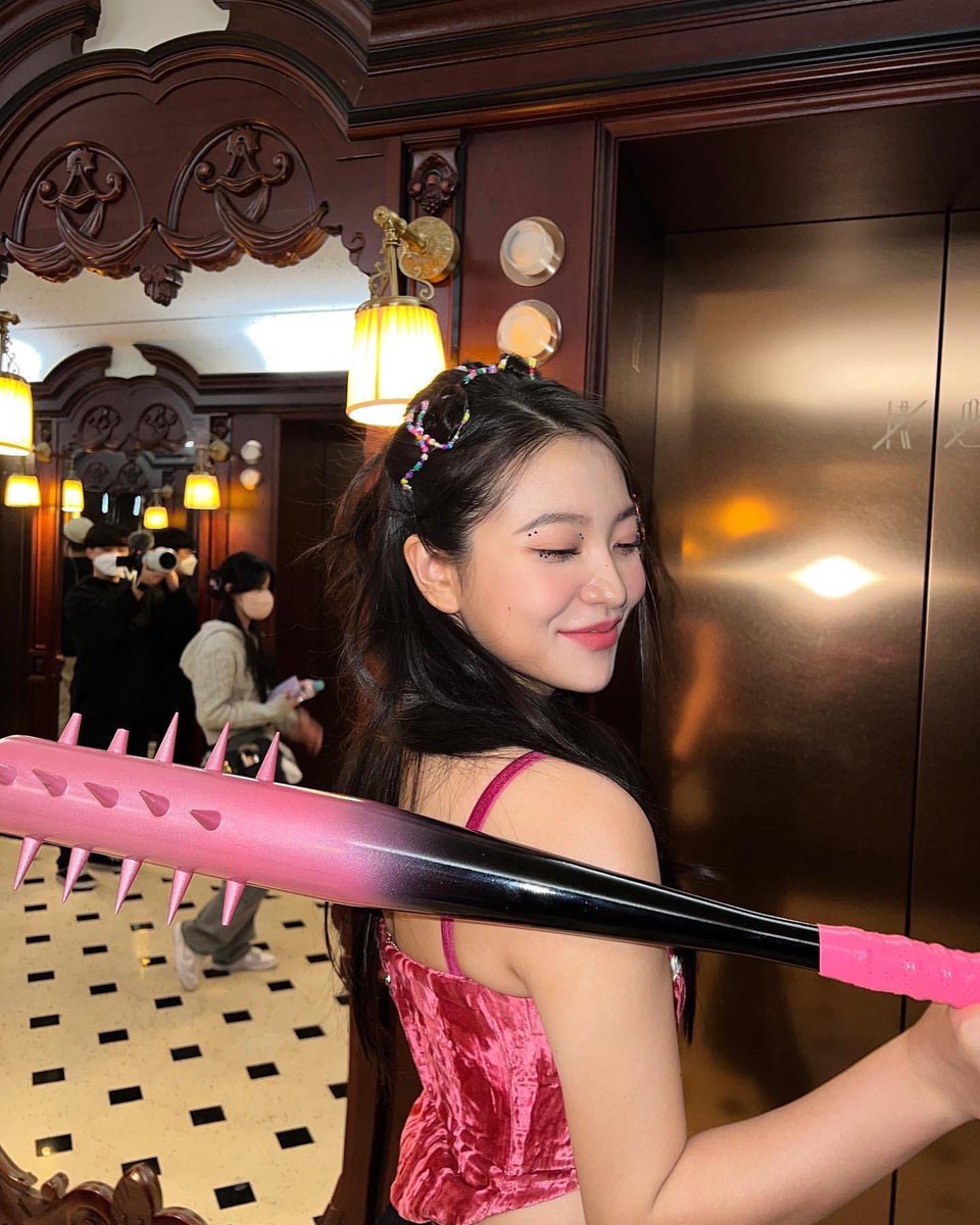 cuteyeripics's tweet photo. https://t.co/idnMmuH2Jj