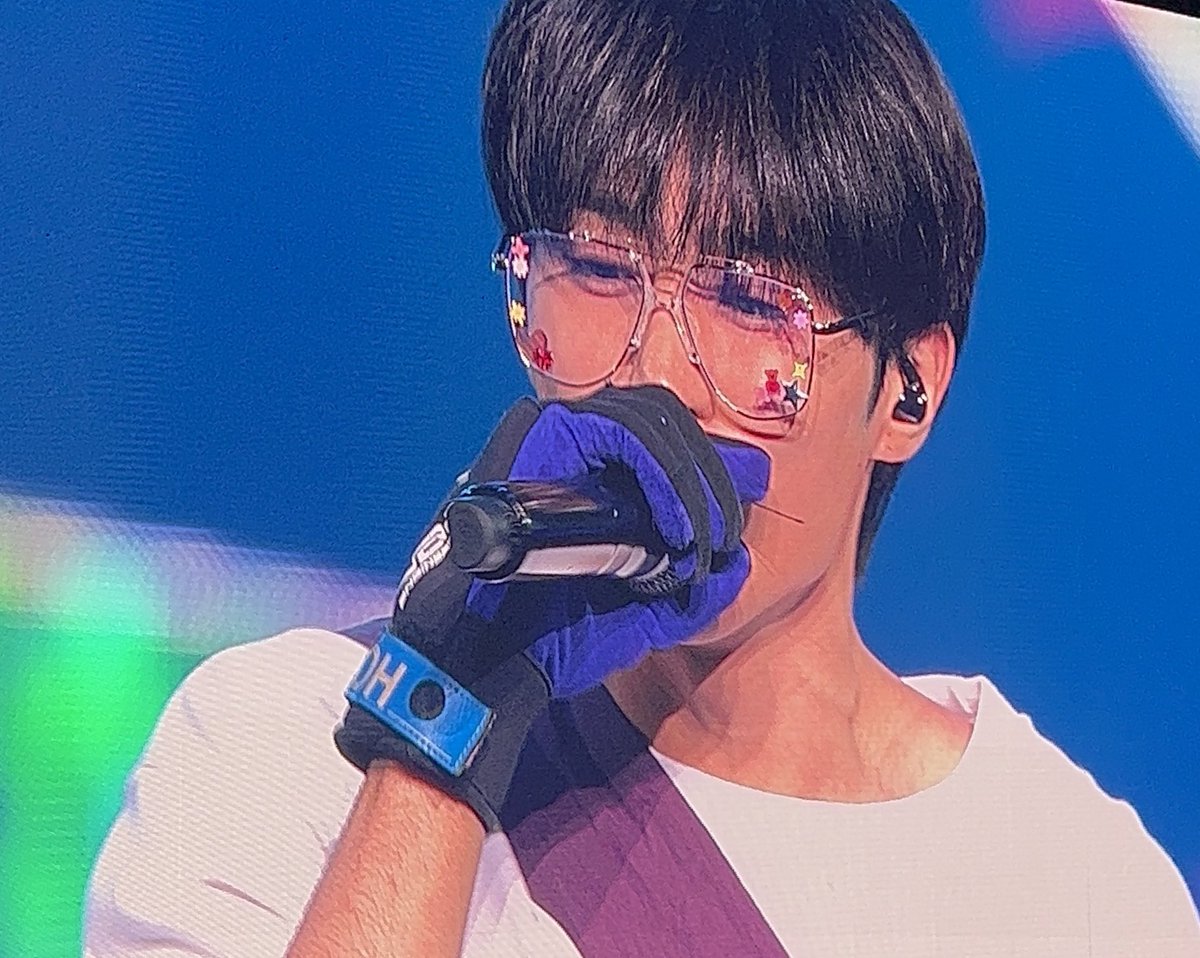swlovezone's tweet photo. you will forever be my favorite soul in this world.. i love u big time &amp; long time. MY BEST GUYYY MY SUNWOO https://t.co/oF9JU01puH