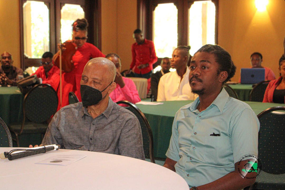genard_joseph's tweet photo. 2/2.. @EnpakHaiti, @cbmWorldwide, @WVHaiti @UNFPAHaiti @undphaiti et les autres partenaires qui ont soutenu cette journée de réflexion autour de la problématique du handicap. Ce 3 déc à l’université Quisqueya le @BSEIPH organise un événement pour la célébration de la journée int. https://t.co/efexA90kiQ