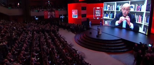 Bana vizyonsuzluğun resmini yapar mısın Abidin…?