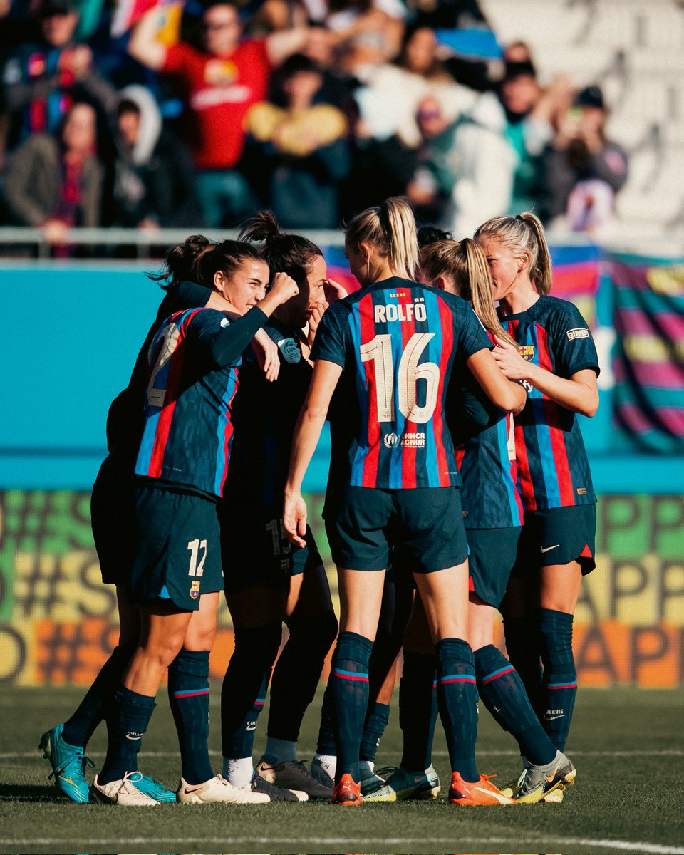 Lucy Bronze MBE tweet media