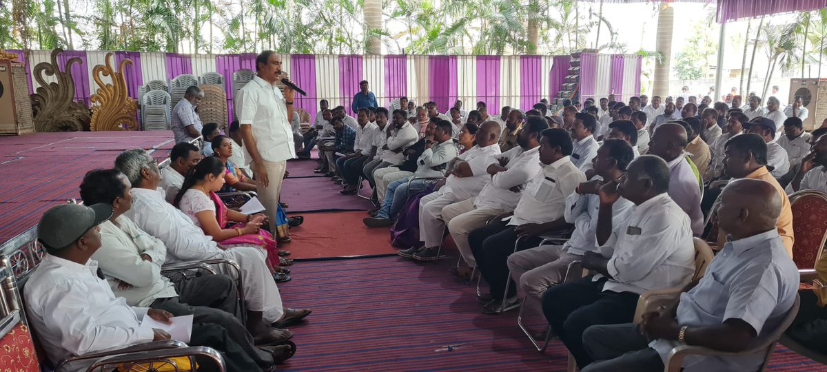 DrSanjayJagtial's tweet photo. డిసెంబర్ 7న ముఖ్యమంత్రి కేసిఆర్ గారు పలు అభివృద్ధి కార్యక్రమాల ప్రారంభోత్సవం మరియు జగిత్యాల అర్బన్ మండల మోతే గ్రామ శివారులో బహిరంగ సభ సందర్భంగా సభను విజయవంతం చేయాలని రాయికల్ పట్టణ,మండల నాయకులు,టీఆరెఎస్ శ్రేణులతో వర్తక సంఘం లో......
@KTRTRS @RaoKavitha @trsharish @Koppulaeshwar1 https://t.co/bx7TpTYIAZ