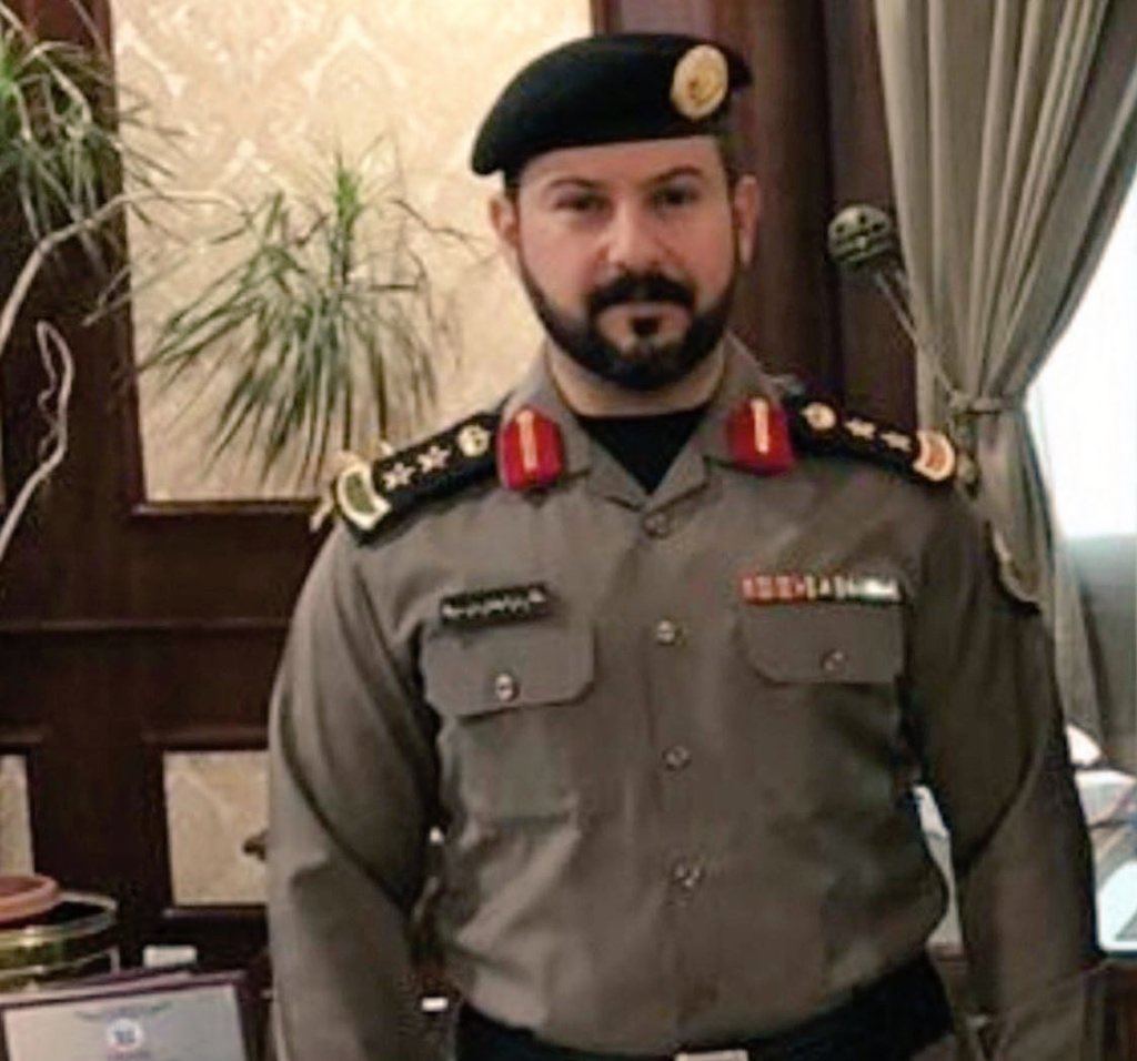 اسأل الله العظيم رب العرش العظيم أن يمن على ابن العم سطام فيصل بن سويط بالشفاء العاجل وأن يشفي جميع مرضى المسلمين .