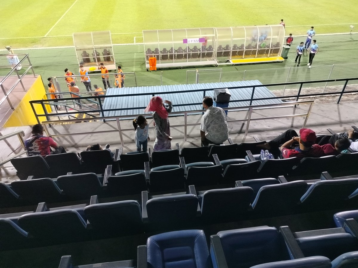 FlashSukan's tweet photo. Suasana menjelang sepak mula Liga IPT 2022/2023 Piala Sumbangsih
#uitm
#pialasumbangsih
#ligaipt https://t.co/Mj0FBm4lVS