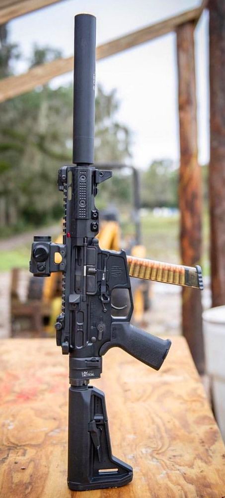 _Gun_Lover's tweet photo. Rt if you love it https://t.co/yHqAnbSl1U