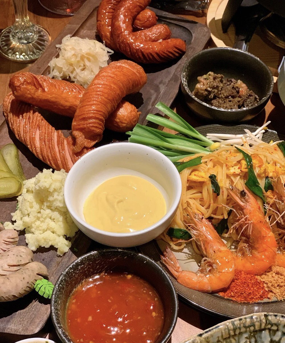 devil00025's tweet image. 스위스 치즈 냄비