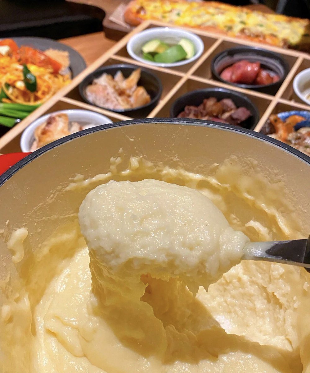 devil00025's tweet image. 스위스 치즈 냄비