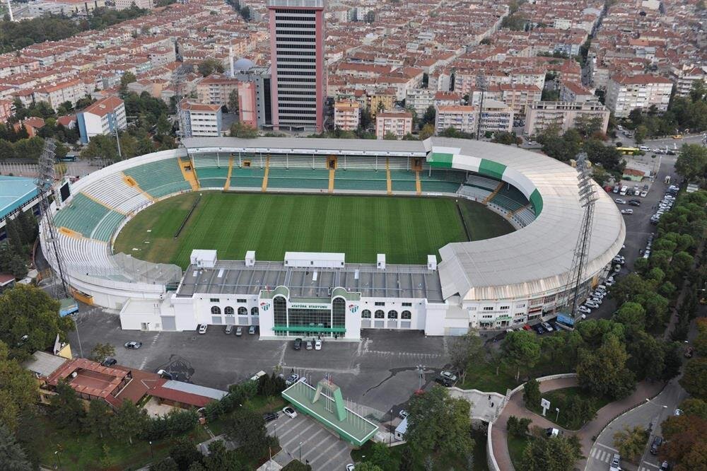 Eski_Bursa's tweet photo. O ilk kepçe vurulduğu gün kaybettik...

#Bursaspor https://t.co/jwaYeC3SCb