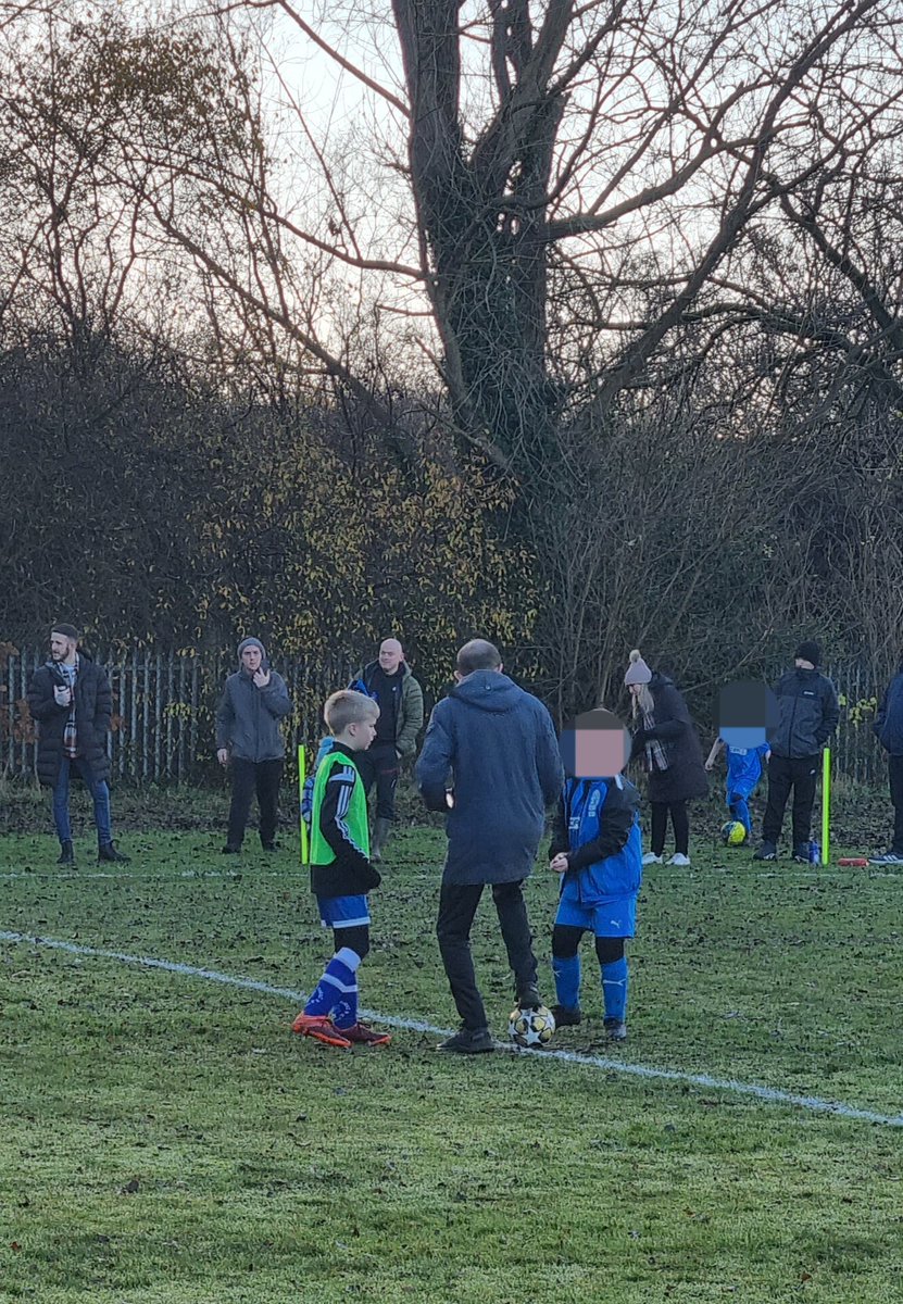 TomandJack18's tweet photo. Captain for today....and got himself two goals #grassrootsfootball #grassroots #Captain #goalscorer https://t.co/HkkrTT5XbK