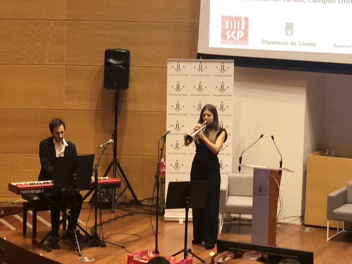 montseirun's tweet photo. El 1 congrés internacional de la SCP-IEC arriba a la fi. Ara caldrà posar fil a l agulla i treballar per la transformació educativa. https://t.co/XTytGl7Hhl