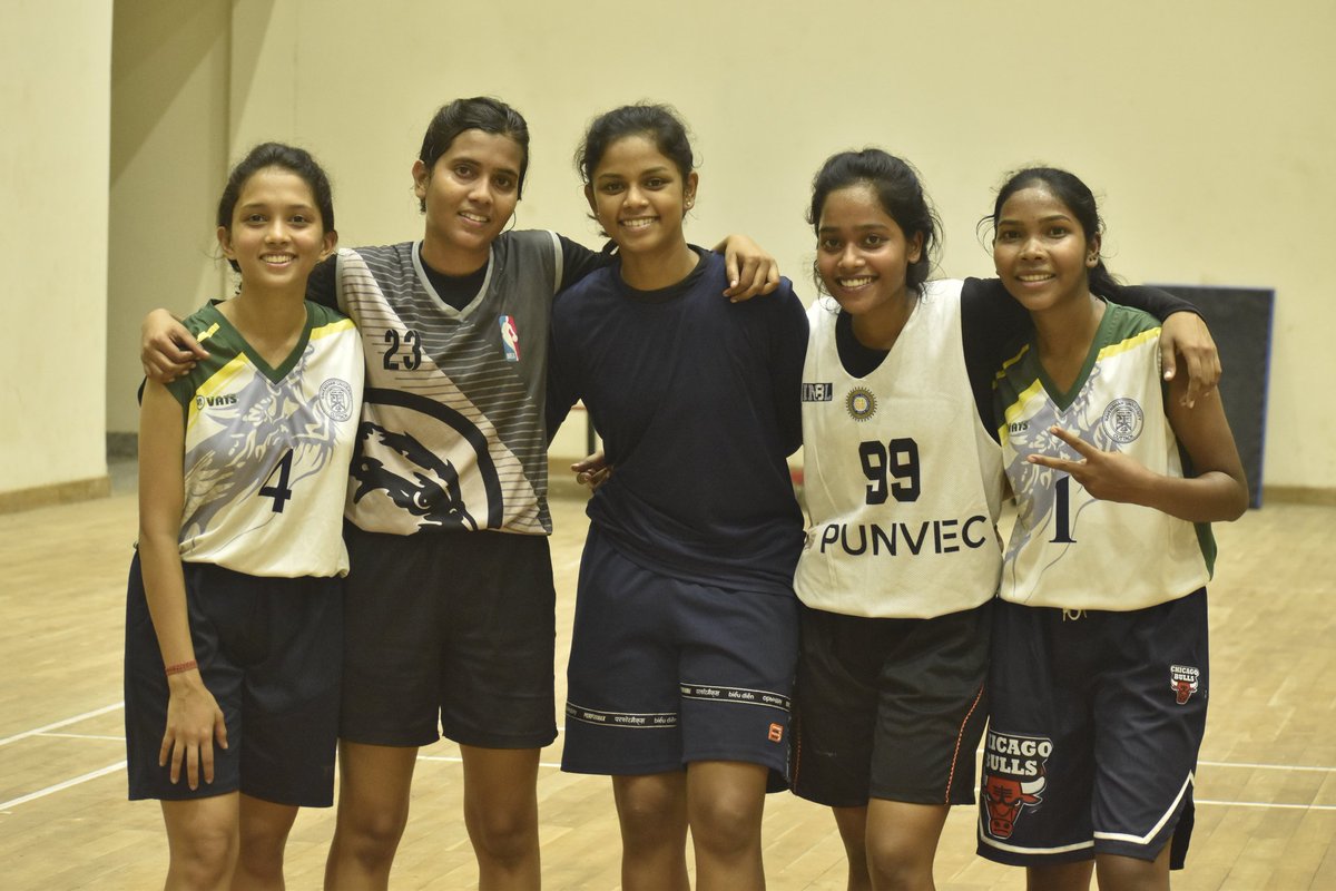 newhostelru's tweet photo. Glimpses of Women Inter-Hostel Basketball tournament organised by our New Hostel in collaboration with RNHEA,The Winner team was Parija Hostel and the Runners up team was Daya Hostel.Some pics of the tournament are mentioned belowπ
#Total_New
#Ravenshaw_University
#Silver_City https://t.co/HWsGTzWA7c