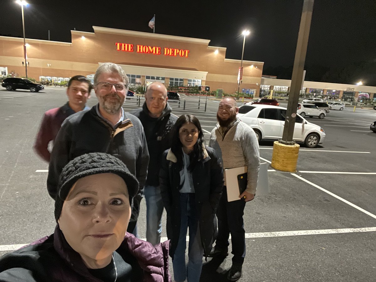 Did someone say Spring walk in December ??? 🙄 Mighty Mid South region