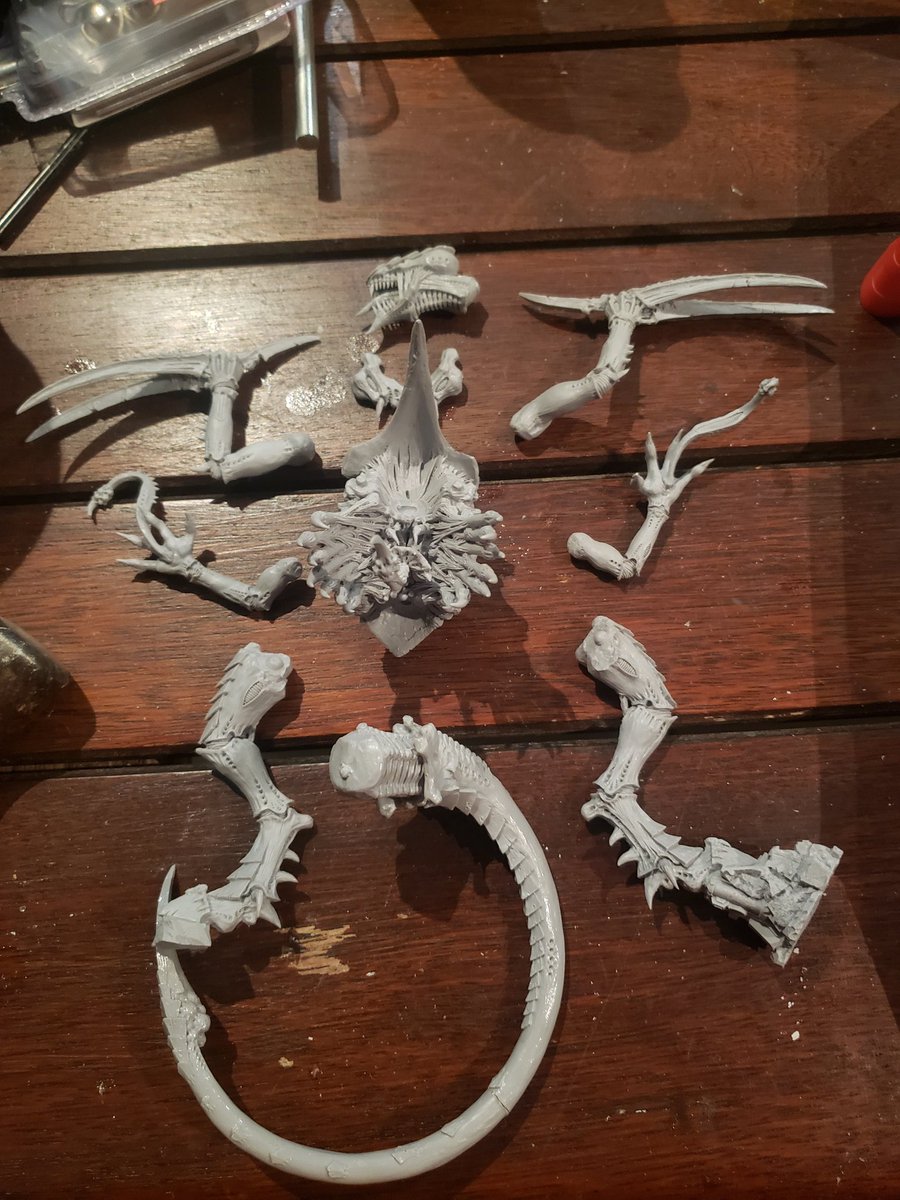 AshTeShortDogo's tweet photo. Tyranid no.3
Got my hands on a Dimachaeron
Honestly not that impressed with the 3D printing job
But overall I am very pleased with the final results (more photos of completion soon) https://t.co/ulJZQ2TYoQ