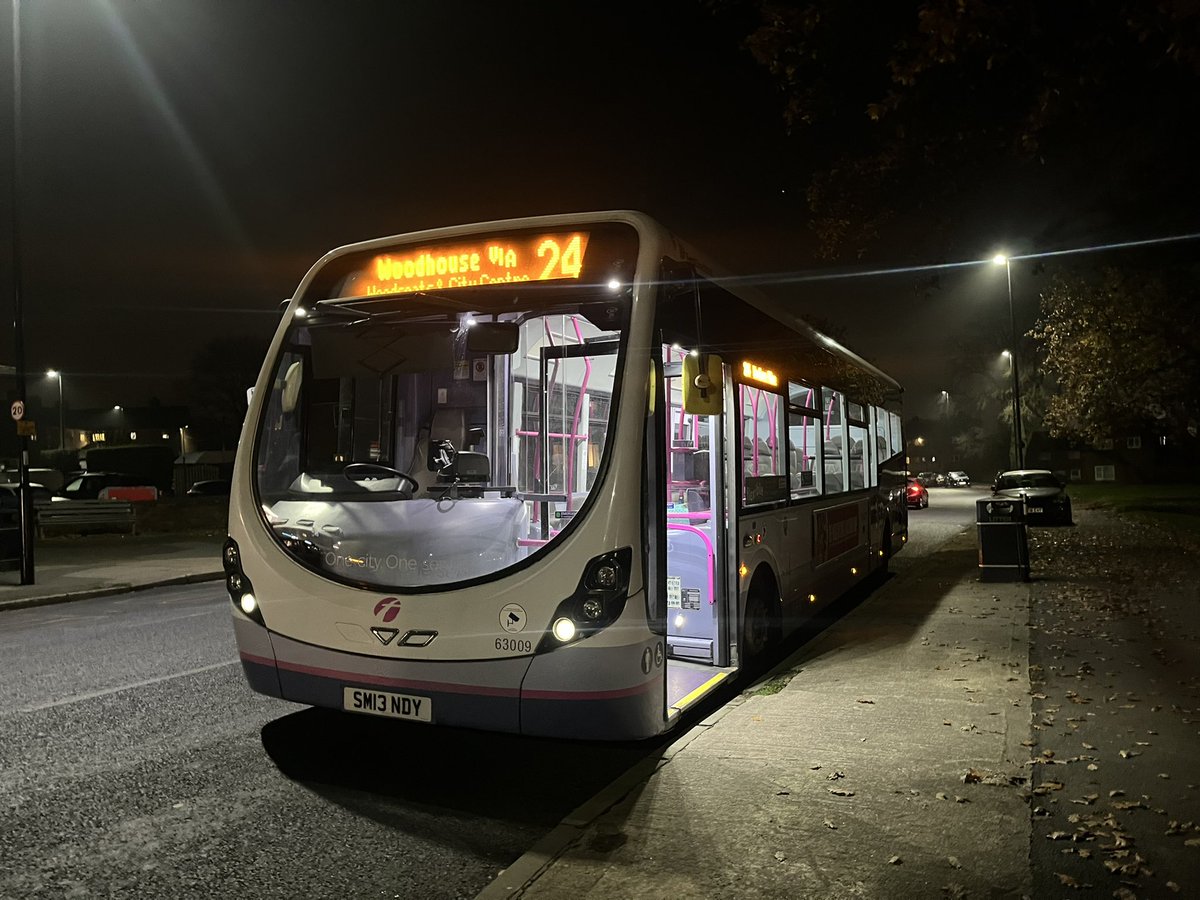The last and final bus for me was 63009 on service 24. Let just wasn’t the beat end to the night. Friday 2nd December 2022