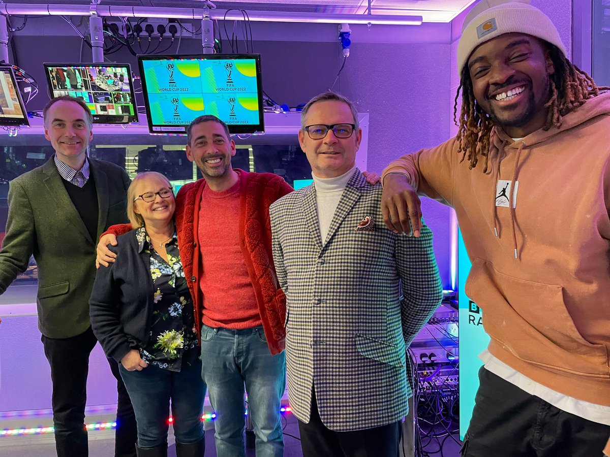#BBCFightingTalk

🎙️@EllyOldroyd 
🎙️@GuvnaB 
🎙️@MonsieurLeMoore 
🎙️@douglaschats 
🎙️ @ColinMurray 

Listen back @bbcsounds or catch up on the #podcast with extra stuff 🎧