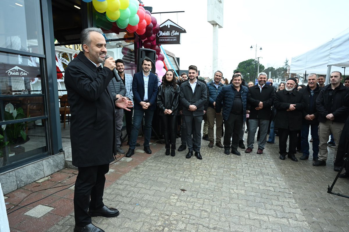 Alinur Aktaş