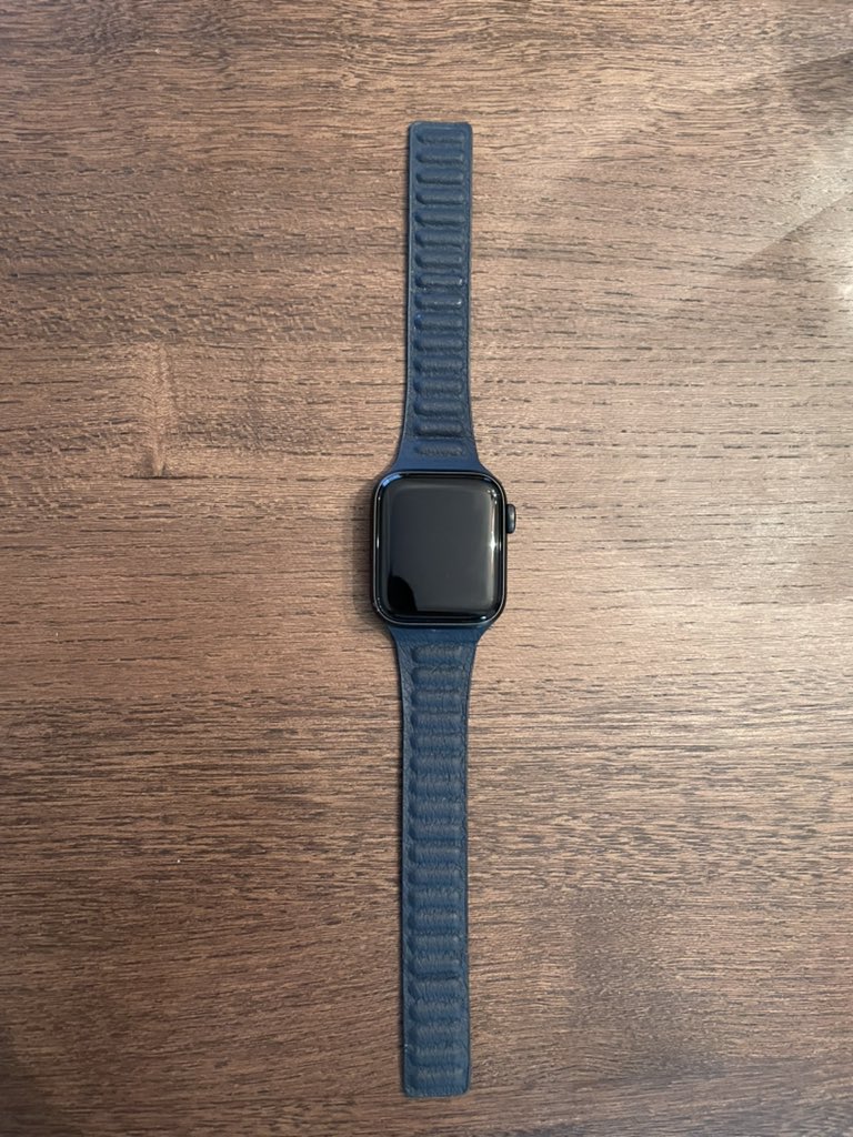 ⚠️みんな助けて〜⚠️ 今日タクシーの中でApple Watch無くしてタクシー会社連絡したら無いって言われてiPhoneでApple Watch探すで やったら明らかに人の家にあることが判明して住所もわかってるんだけどこれはどうしたらいいんだか😢 道に落ちてる可能性もあるのでもし見つけたら事務所に連絡下さい🙇‍♂️