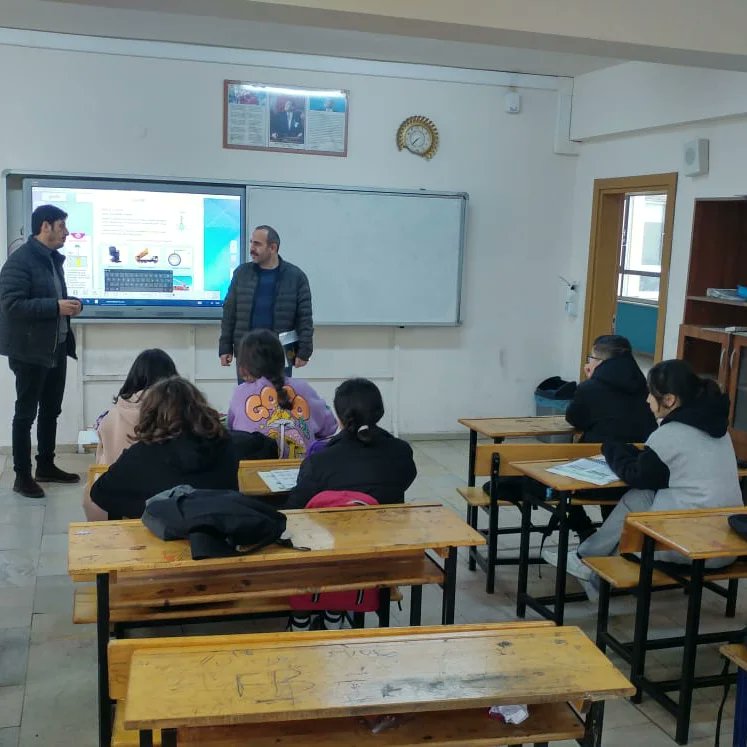 IlcePersembe's tweet photo. Hafta sonu Dyk kurslarında denetleme ve incelemelerde bulunmak üzere okullarımızı ziyaret ettik. @Ordu_MEM @mfvargeloglu @culfazmurat https://t.co/Ko1SjCjwnL