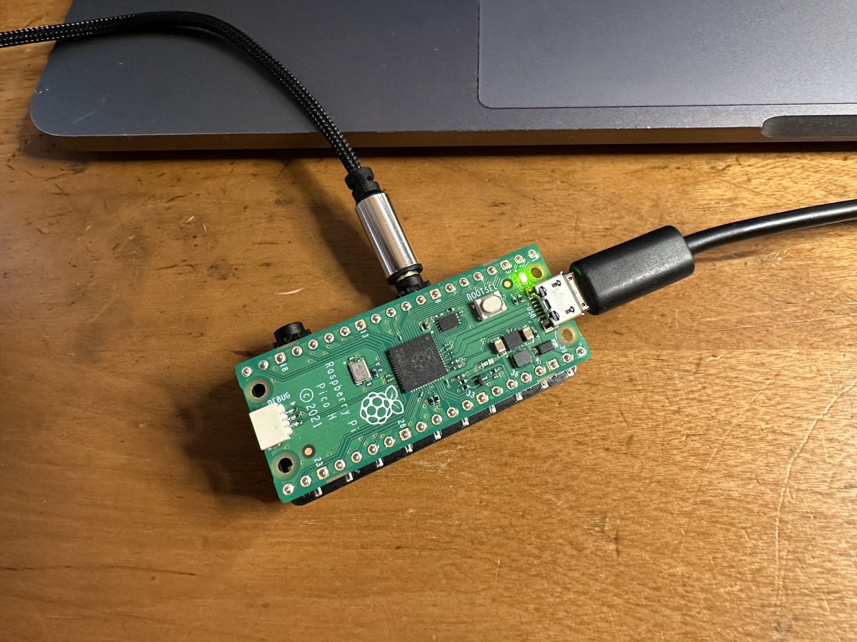 mh_ch_bx's tweet image. 簡易なノイズジェネレータを作ったので、オーディオインターフェースやらDIやらプリアンプの周波数特性を眺めつつお酒を飲む、の巻🙂
ベースは弾くのも楽しいし（一向にうまくはならないけれども笑）、手を入れるのも周辺の技術も楽しい☺️
#noisegenerator #frequencyresponse