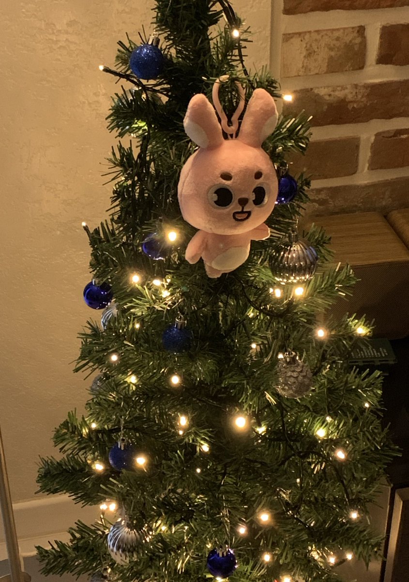 매달려있어도 활짝 웃는 울 필끼~♡