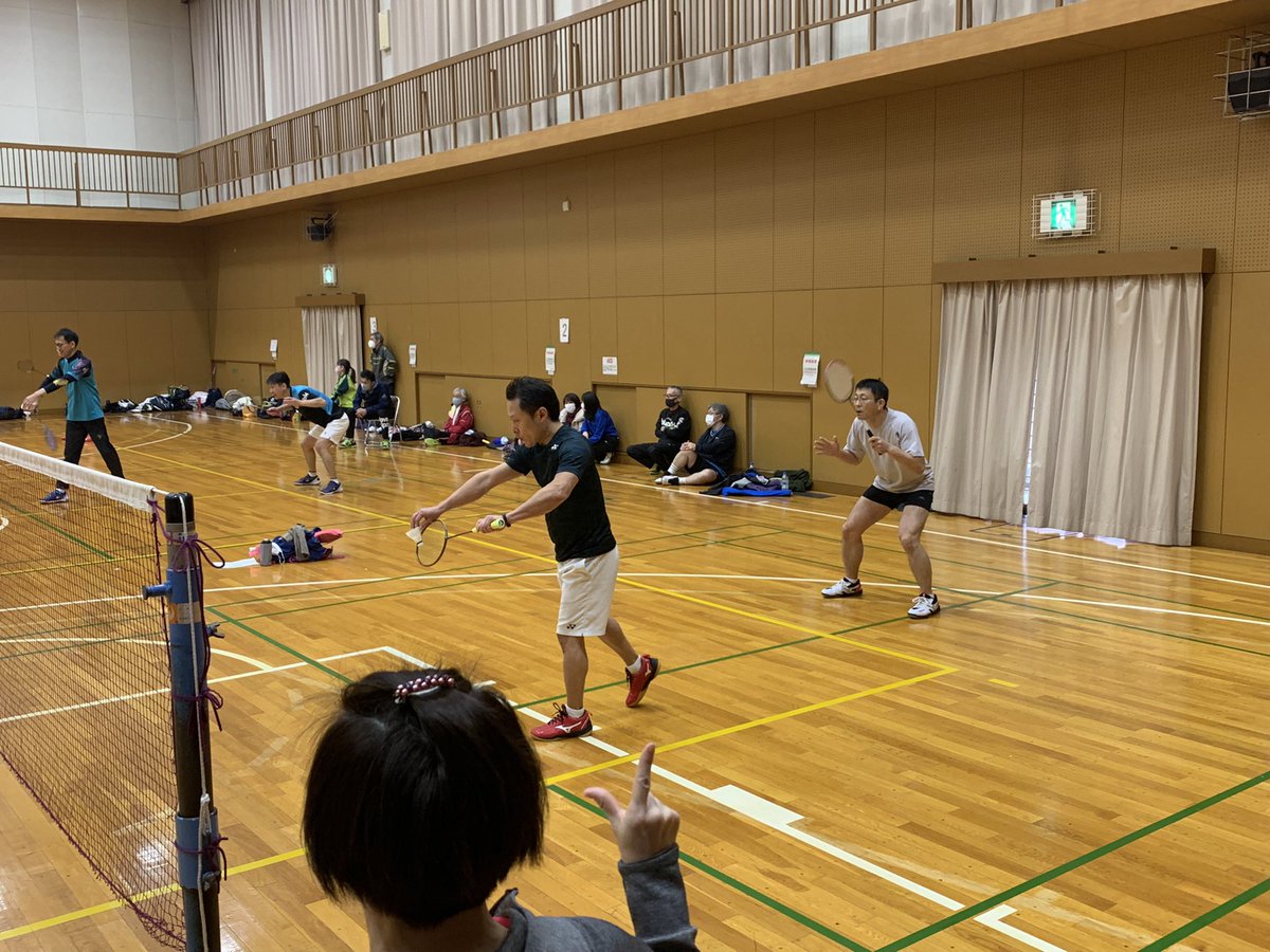 moriyama_bc's tweet photo. #バドミントン　#守山区　#守山区バドミントン交流会　#12月3日開催
守山区バドミントン交流会

プレーにも力が入ります🏸 https://t.co/GzJ15ch5CB