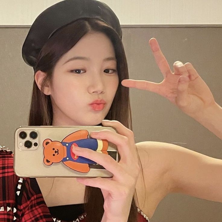 pham 🐇 tweet media