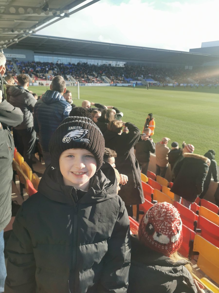 AlexSquire10's tweet photo. Looks like I've lost my @Eagles hat. York (A) @Wrexham_AFC @RMcElhenney @VancityReynolds ❤️⚽ https://t.co/92e54Tv0xr