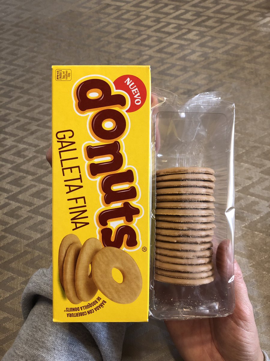 Hola <a href="/Donuts_es/">Donuts</a> ! Voleu dir que amb la meitat de cartró i plàstic no fariem ja? #etfelicitofill