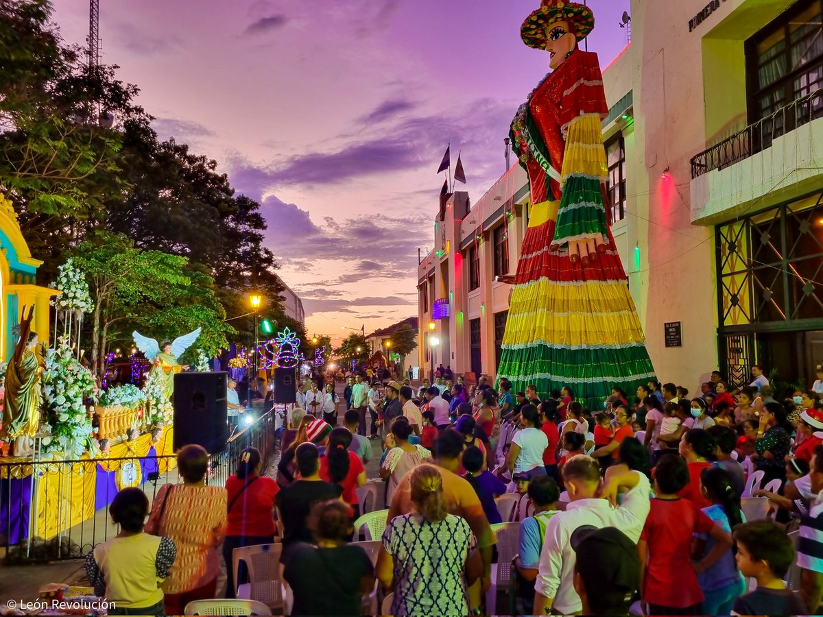León Santiago de los caballeros, está listo para recibirnos con mucho amor purisimero ☺️ 

Estamos a poquito de celebrar la tradicional gritería en Nicaragua 📆 #UnidosEnVictorias #VivaLaVirgen