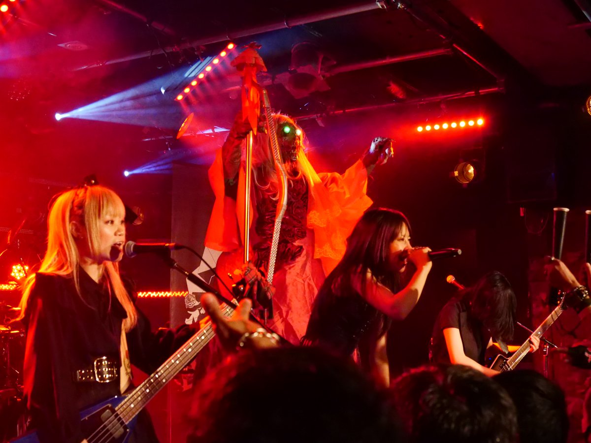 Bridear_info's tweet photo. ◤THANK YOU!!◢
Decide To Survive OSAKA
そして2022年、ライヴに足を運んでくださった全ての皆様、ありがとうございました!!
A big thank you to everyone who came to our shows in 2022!
#BRIDEAR #DecideToSurvive https://t.co/RQdhrINH50