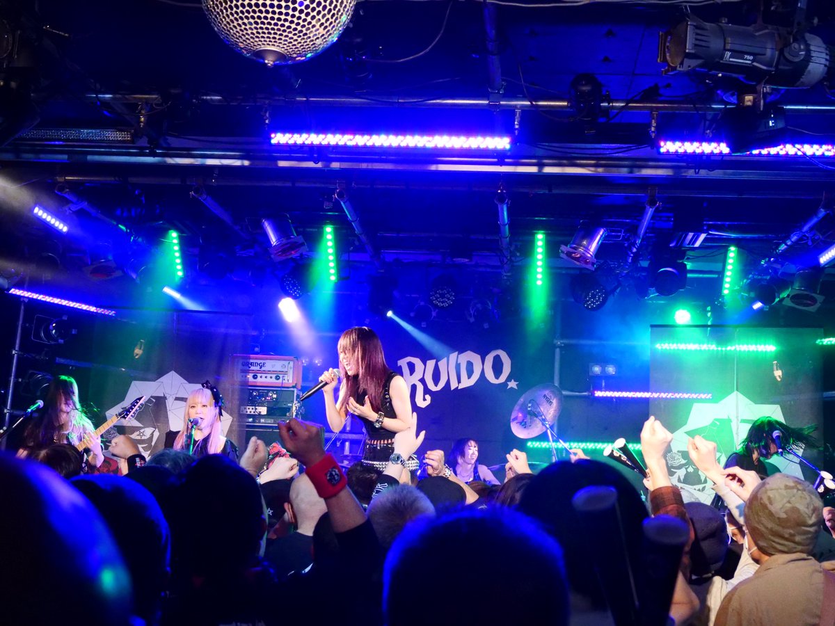 Bridear_info's tweet photo. ◤THANK YOU!!◢
Decide To Survive OSAKA
そして2022年、ライヴに足を運んでくださった全ての皆様、ありがとうございました!!
A big thank you to everyone who came to our shows in 2022!
#BRIDEAR #DecideToSurvive https://t.co/RQdhrINH50