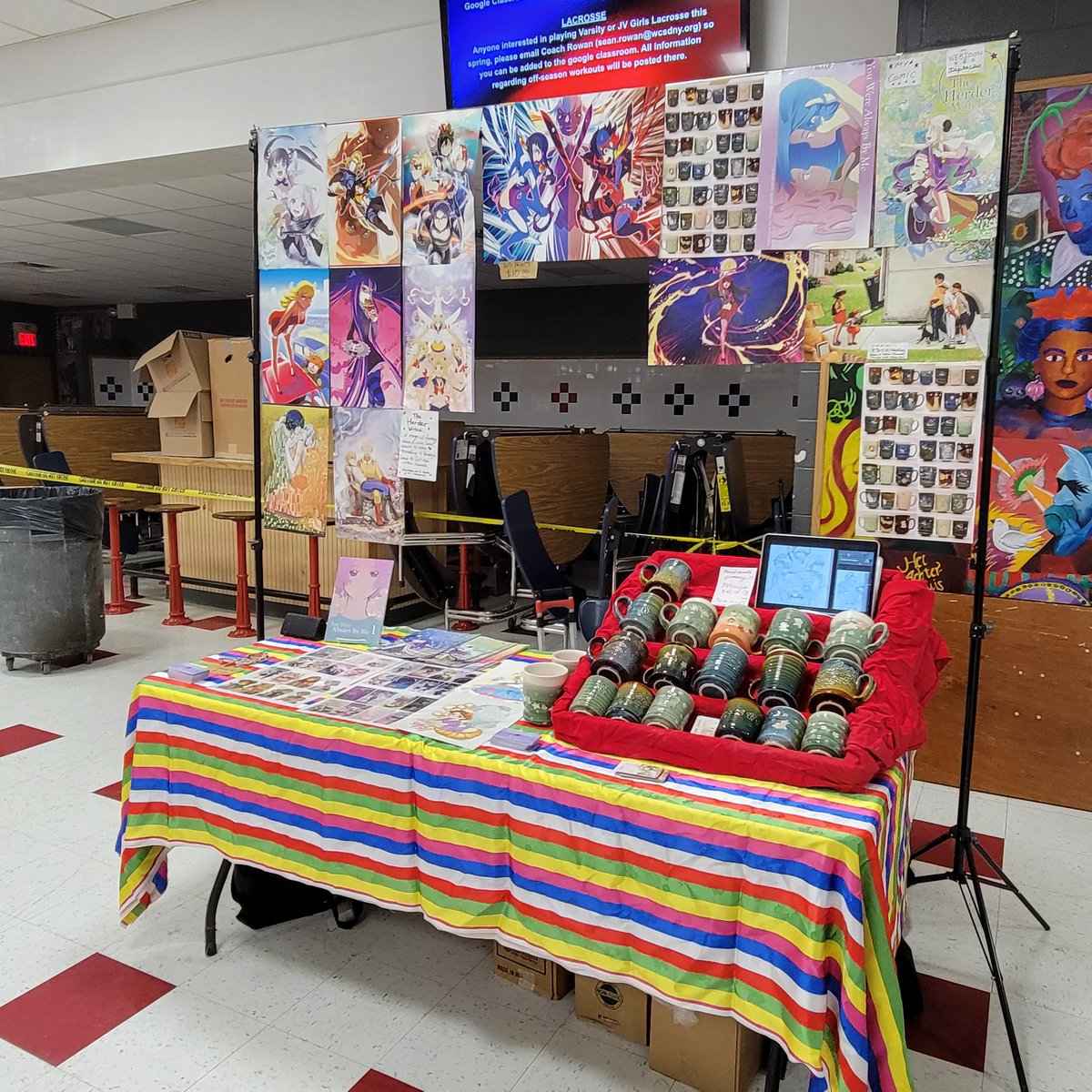 skimlines's tweet photo. I'm at the #Poughkeepsie Galleria today from 11am to 3pm. I'll have mugs, tea cups, comics, and prints. 😀 https://t.co/FdPPlZJClp