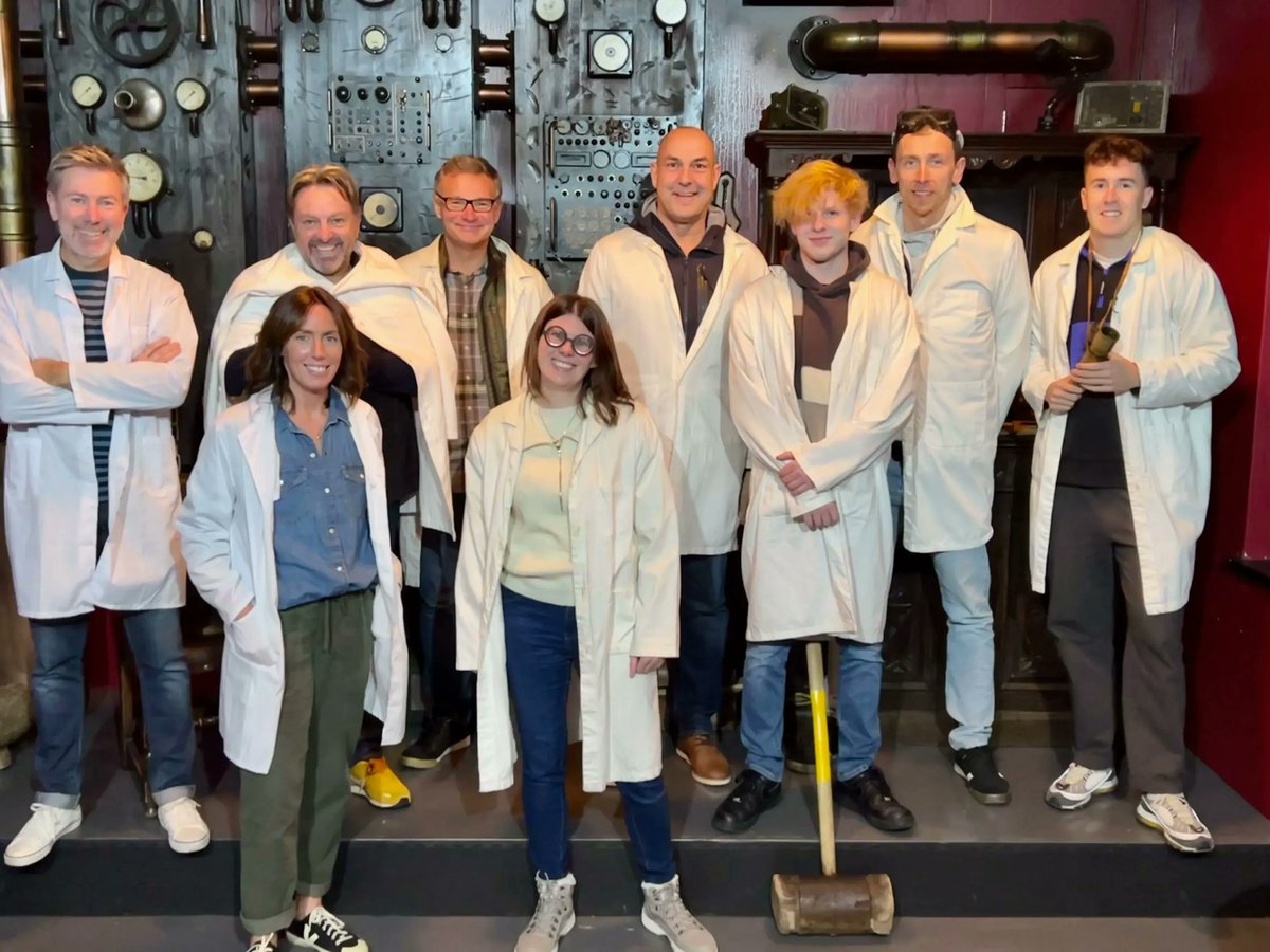 joiinreporting's tweet photo. Our next #SmallBizUK shout goes to Locked In A Room, Exeter. Maddeningly difficult, absolutely hilarious and a brilliant team afternoon - we cannot recommend them highly enough!  https://t.co/r3TcuvUpr1 

@SmallBizSatUK https://t.co/HREQUA8Kxd