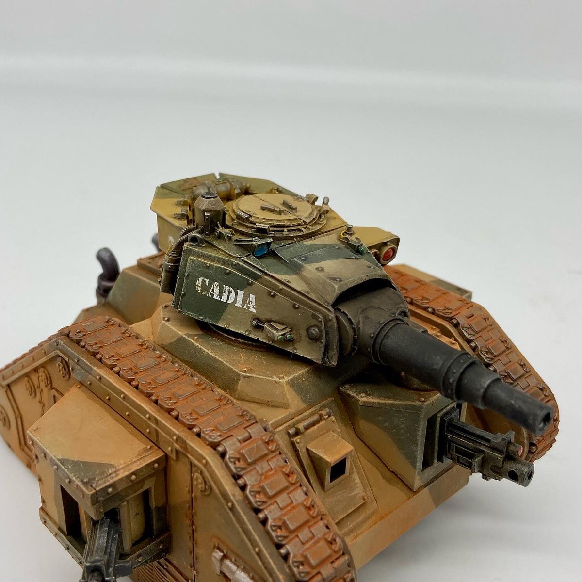 CadianShock's tweet photo. Three new Cadian Leman Russ chassis done. With three barrels from @Beyondthetable on Forgeworld turrets and three regular Vanquisher turrets as spares. #astramilitarum #imperialguard #warmongers #warhammer40k #40k #wh40k #gamesworkshop #warhammer40000 #warhammer https://t.co/r1N0tPRja3
