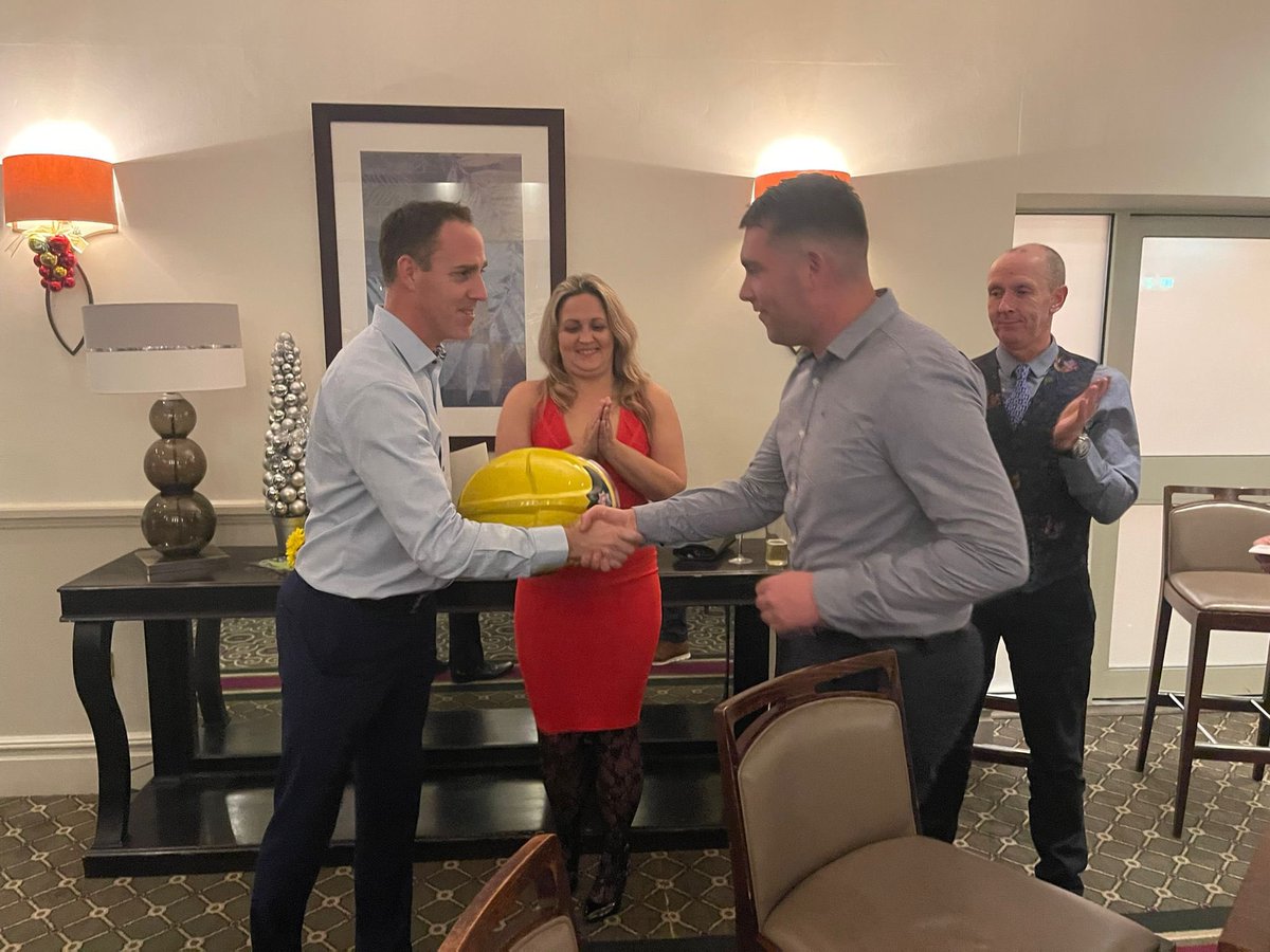 stumangan45's tweet photo. Last night, team @Botley38 Xmas party and what a privilege to manage these great people but also sadly we said thank you and goodbye to @stig_ben. A great person who’s dedication to the station, service and local community has been outstanding. Thanks Ben, see you on the big one https://t.co/QvxvrWKWZX