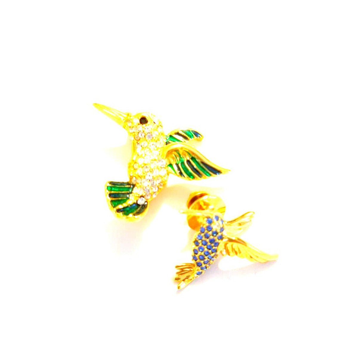 JunkYardBlonde's tweet photo. Vintage  Crystal Encrusted Hummingbird Brooch Set of 2 https://t.co/kz8GOsmnxJ #Etsy #JunkYardBlonde #RhinestoneBrooch https://t.co/Sx24bIGdPb