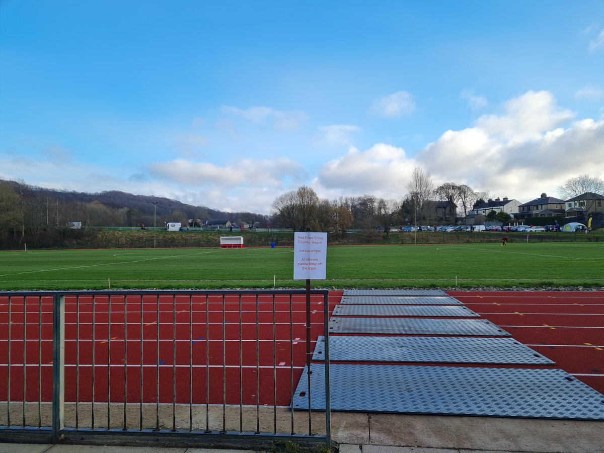 LSGFC's tweet image. ⚫️⚪️ We have Arrived at @rossendalefc for today's Big game it's 1st v 2nd. Expecting a tough game! 
Come on Gerards! 

#gerards #NonLeague #grassrootsfootball