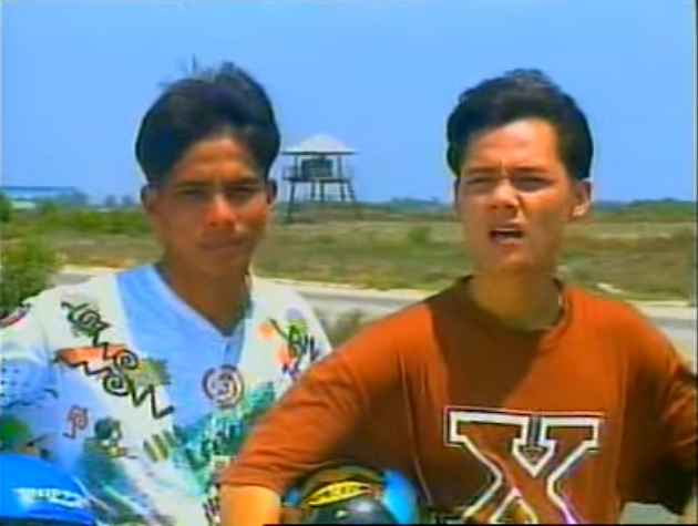 ป๊าๆ เรือเป็นอะไรอ่ะ
 <a href="/MOA_DRAGO/">DRAGO</a>