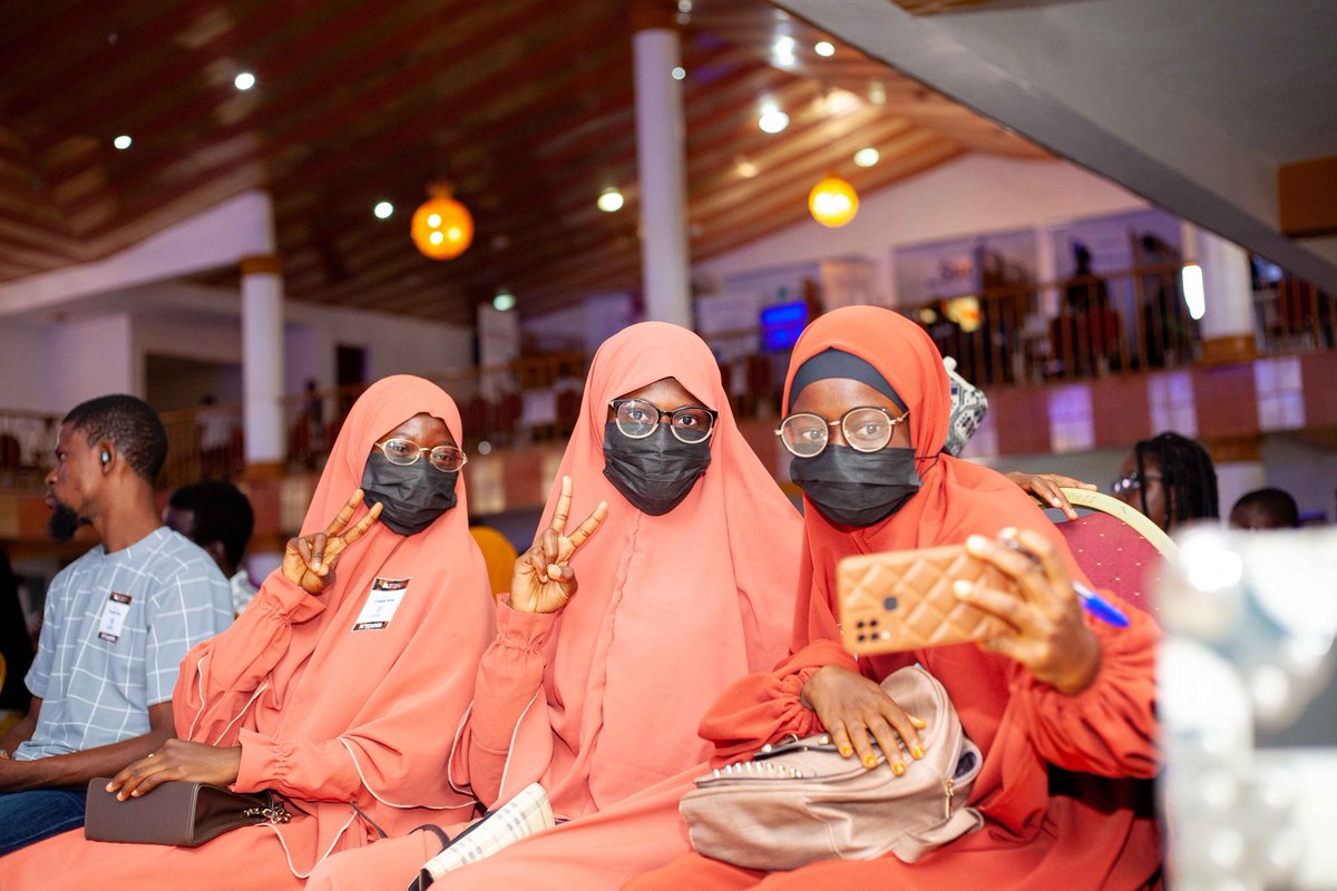 kwarabuild's tweet image. Tech sisters at our community events. 
#kbtc22 #kwarabuild #CreateNow