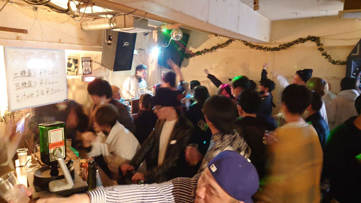 sonatinekid's tweet photo. #BarTK
#感謝祭
年に一度のTK感謝祭😄
#思い出の場所 https://t.co/29WYrxyoEP