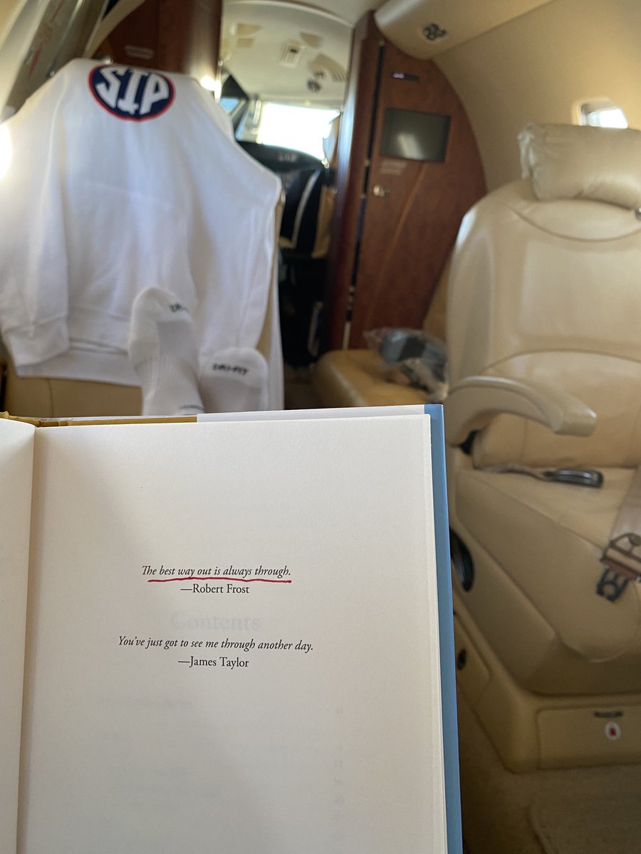 Lane_Kiffin's tweet photo. This will shake you! Amazing path taken and still alive @MatthewPerry This has to be helping sooooo many that are in โthe hellโ that you describe!! If you are one of the millions walking thru hell right now, donโt stop!! You can make it out!! ๐งโโ๏ธBest way out is always thru https://t.co/yaqa5pYGtw