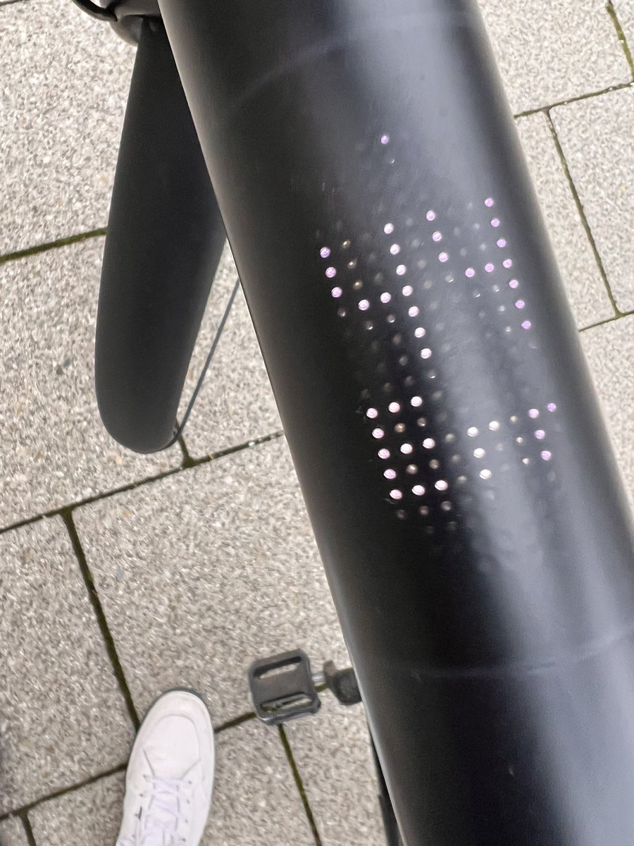podpimp's tweet photo. Ey, @VanMoof Ernsthaft? 178 km an a new S3 and ERR 44?!? I just want ONE bike, only ONE bike out of three, that doesn’t causes pain, frustration and enormous time spent fixing your “dream”. 🙄😤 https://t.co/ccp4uVae4B