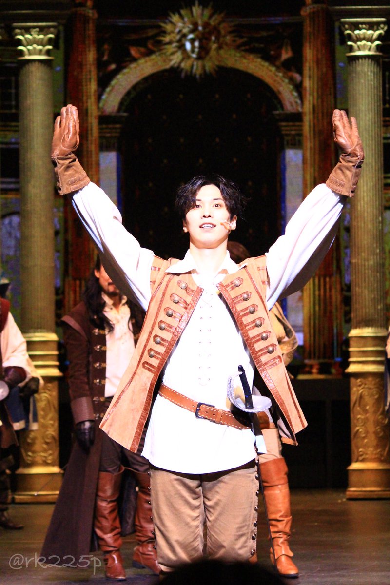 rk225p's tweet photo. 221203
삼총사 부산공연 막공

#라키 #ROCKY 
#ASTRO #아스트로 
#삼총사 #달타냥 #락타냥
#라키_삼총사_행복하게해줘서_고마워 https://t.co/yOjMcwmJRX