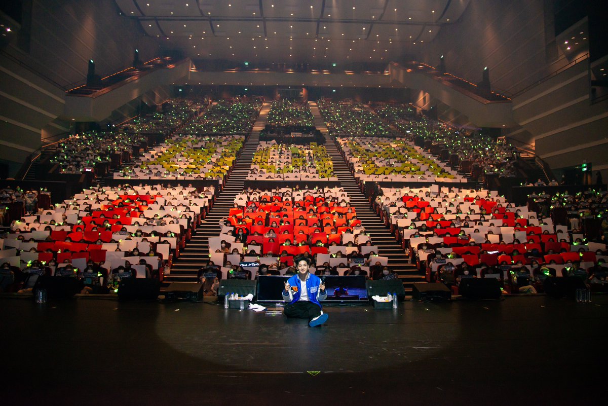 cdnzarecords's tweet photo. [📸]

Thank you 💚🇹🇼!

#JAYB #제이비 #카덴차 #CDNZA
#2022JAYBWorldTour #Tape_Press_Pause
#2022JAYBWorldTourinTaiwan https://t.co/24hvnwqlmY