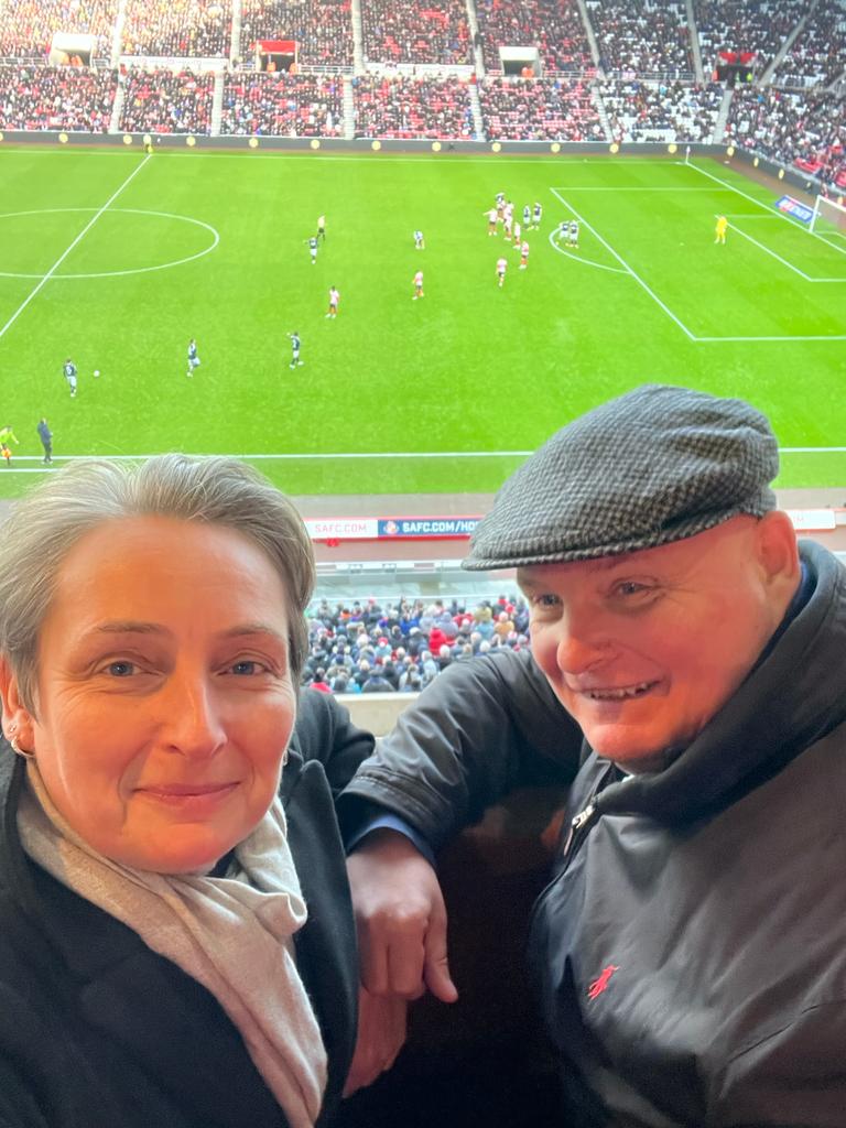 KateOsborneMP's tweet photo. Great to be at the Stadium of Light today with @grahamemorris and @Tommurphy62 for @SunderlandAFC v @MillwallFC โฝ
#SAFC
#FoundationOfLight https://t.co/GgQbNiPoWn