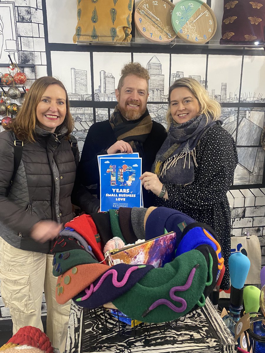 vickyfoxcroft's tweet photo. Great to mark today’s 10th anniversary of #SmallBizSatUK by visiting some of the amazing businesses we have right here on Deptford High Street. @DeptfordDoesArt https://t.co/0sg0UdjRCa