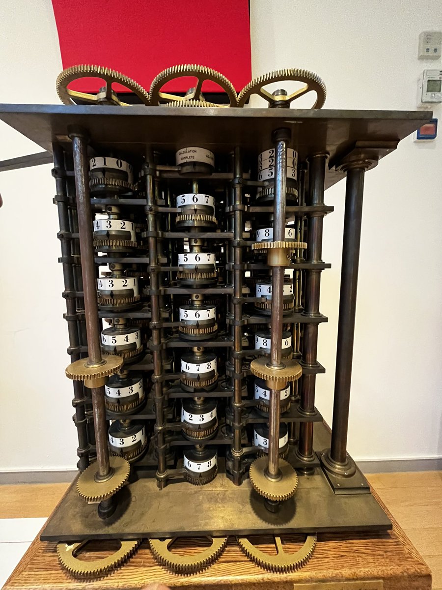 cesarquantum's tweet image. Model of Babbage&apos;s Difference Engine at the #Arithmeum 

#calculationComplete #classicalComputing