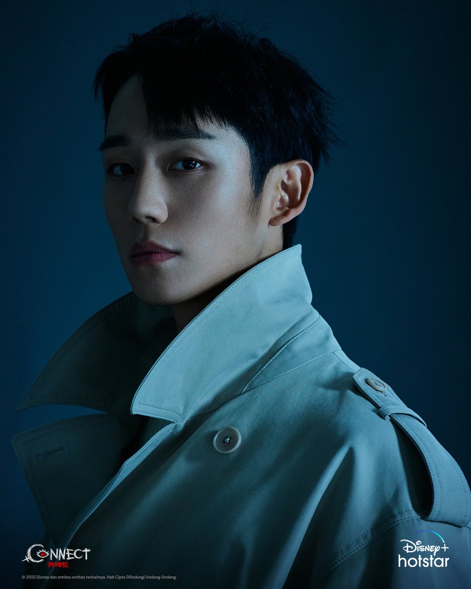 DisneyPlusID's tweet photo. Hanya dengan satu kedipan mata, semua narasi berubah.

Eksklusif di #DisneyPlusHotstarID, streaming serial original #Connect mulai 7 Desember.

#JungHaein #GoKyungpyo #KimHyejun #커넥트 #정해인 https://t.co/eknzVyMFGA