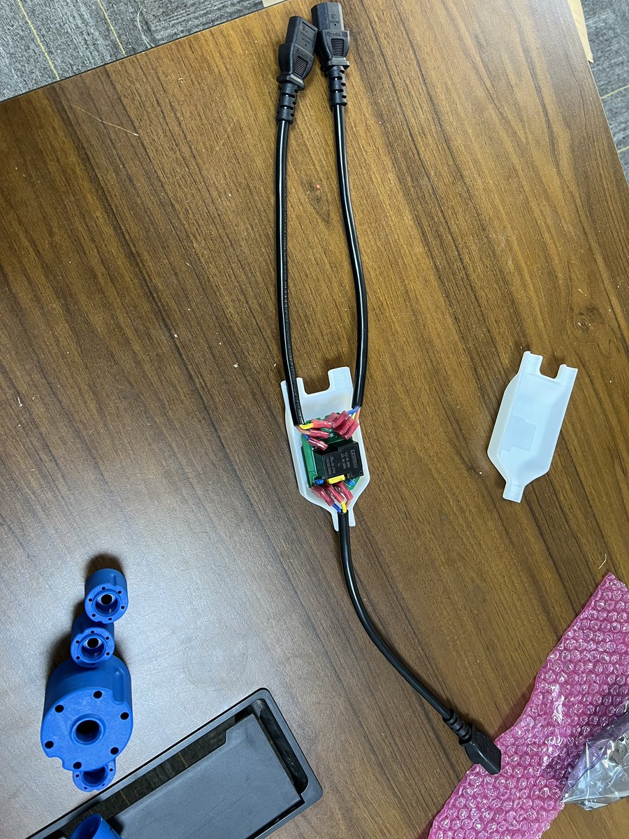 aiproenergy's tweet image. The first 🧠Smart Splitter is ready for the tests! This version will cover C20 to (2) C13🔥 power cords, making them remotely switchable and smart enough to meter voltage, amps and temp! The final product will be offered in black color. #Bitcoin #smartcable #iot #smartelectronics