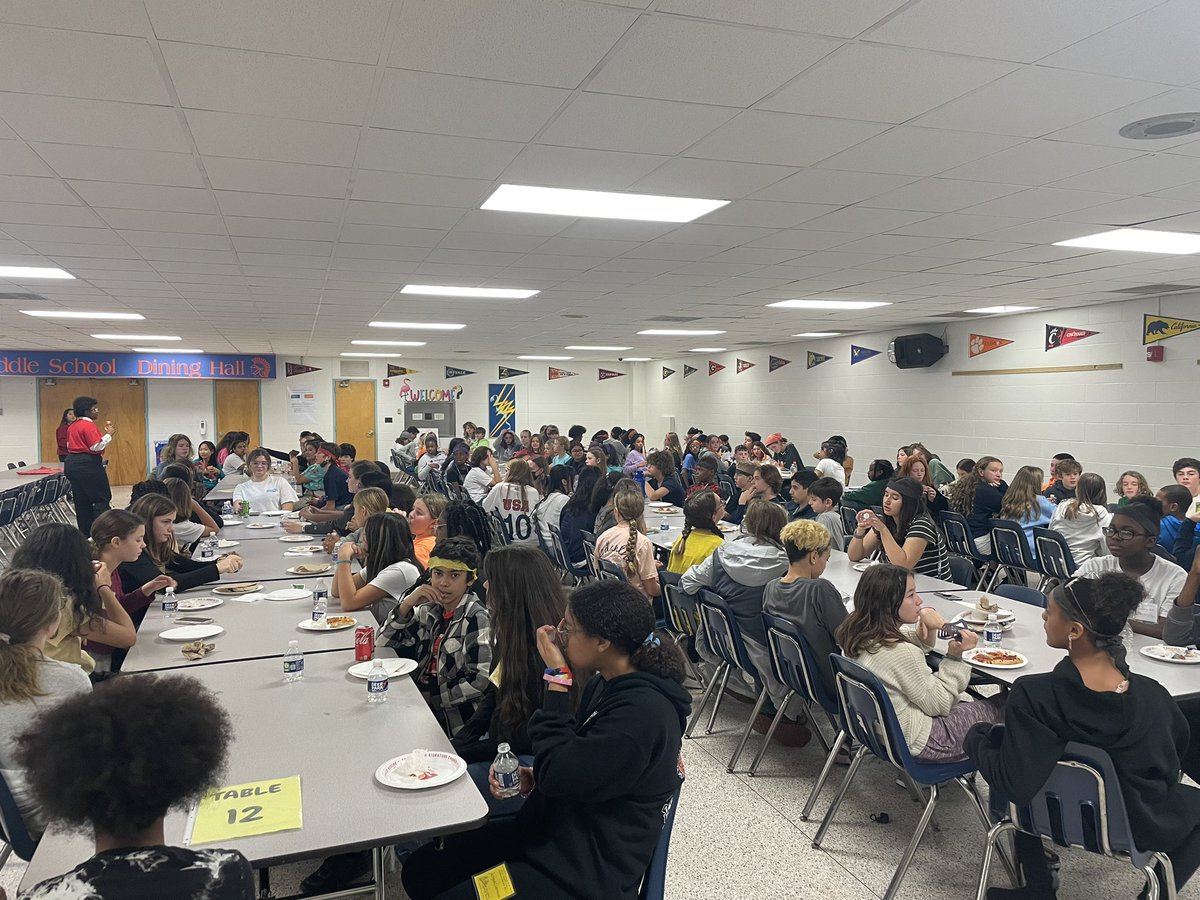 💙Love seeing these IB learners spend a Saturday learning about how to be better leaders for our school. 🧡

Thank you, <a href="/MathWithMrsNes/">Katie Nesbitt</a> @mrsbbayliss <a href="/MrsAlaynaGarcia/">Alayna Garcia 💫</a> <a href="/GattanoRebecca/">Rebecca Gattano</a> for your leadership with this program that is growing our student leadership at Plaza! 🫶🏻